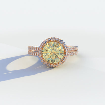 1.5 Carat Yellow Round Cut Halo Pave Lab Diamond Ring - Élégance